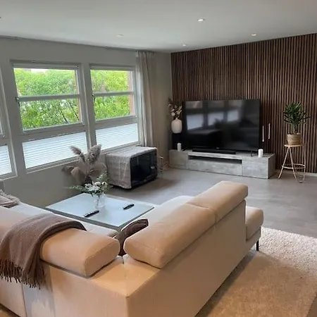 Moderne Og Elegant ستافانجر